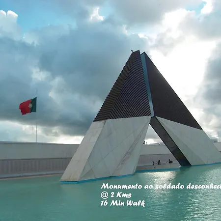 Embaixador Mateus Lisbona