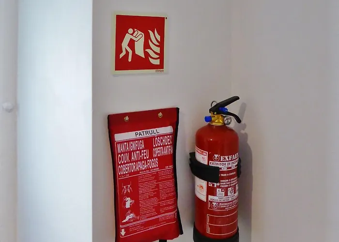 Embaixador Mateus Лиссабон